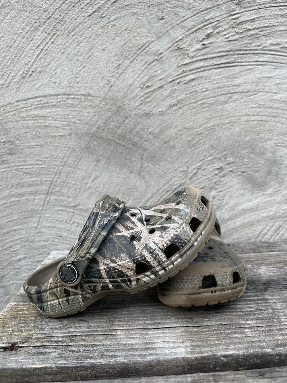 CROCS Kids Camouflage Clogs in Tan and Green